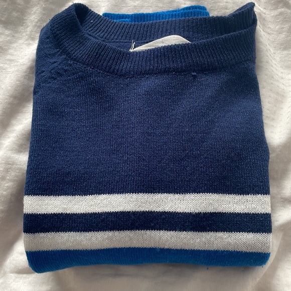 blue and white striped sweater, wool material, - Picture 7 of 7